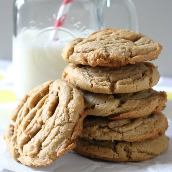 Classic Peanut Butter Cookies - Recipe photo by susiehomemaker
