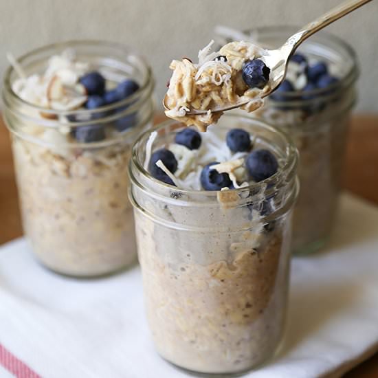 No Cook Overnight Oatmeal - Recipe photo by TheChicSite
