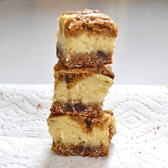Chocolate chip cheesecake bars - Recipe photo by monicasbakes