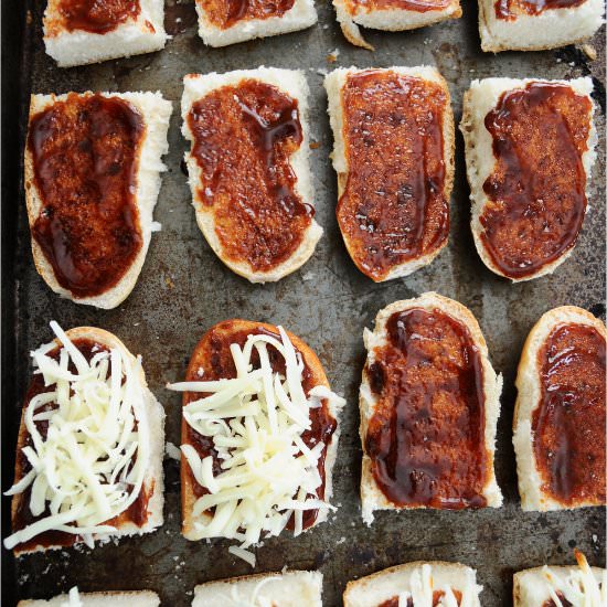 Teeny Tiny French Bread Pizzas - Recipe photo by theminiaturemoose