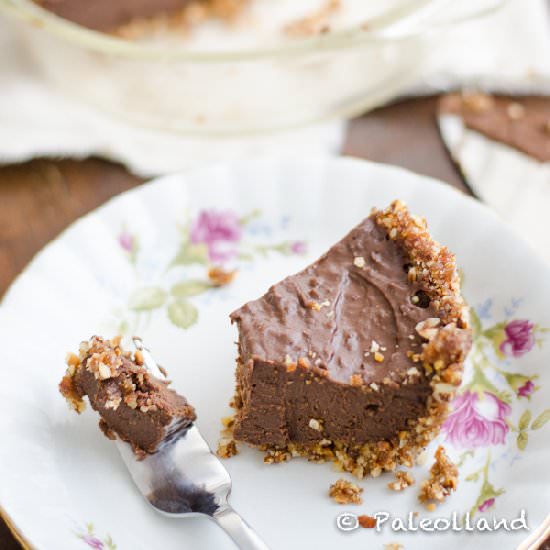 Paleo Chocolate Pie with Nut Crust - Recipe photo by Paleolland