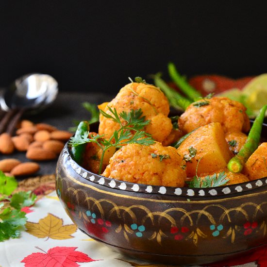Badami Gobhi Aloo - Recipe photo by cubesnjuliennes