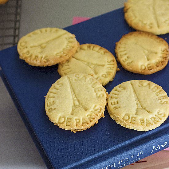 Les Petits Sablés de Paris - Recipe photo by Bistro Margot