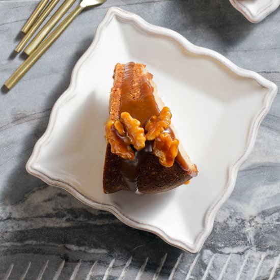 Bundt Cake with Caramel Sauce - Recipe photo by aidamollenkamp