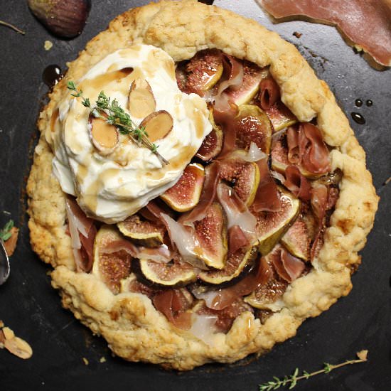 Fig & Prosciutto Galette - Recipe photo by everydaybelle