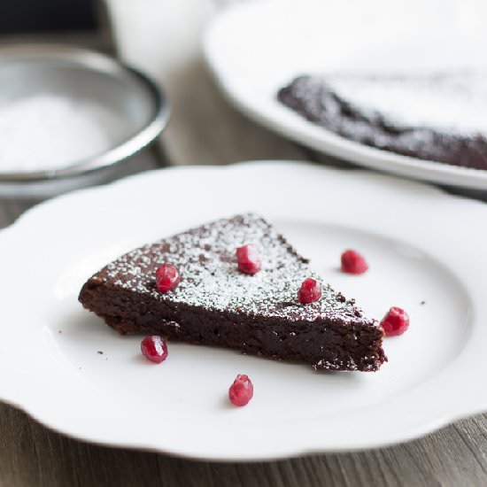 Flourless Chocolate Cake - Recipe photo by thestylistquo