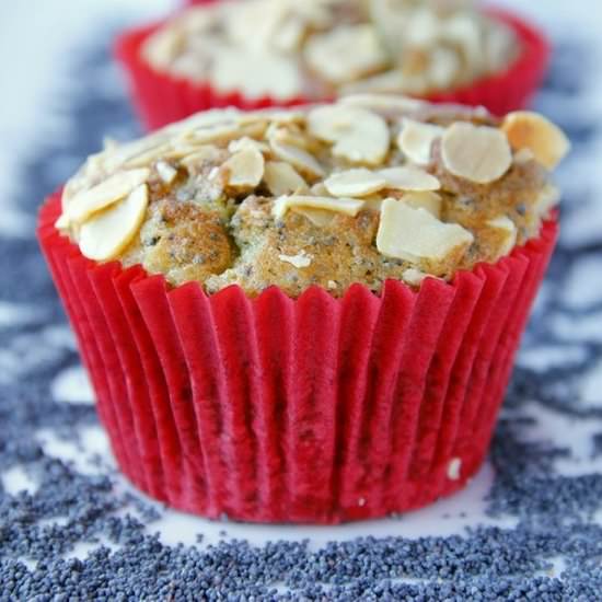 Poppy Seed Marzipan Muffins - Recipe photo by Montka