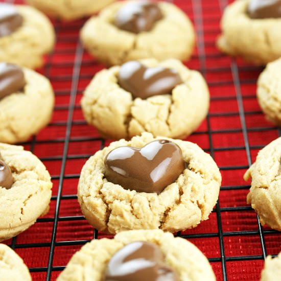 Peanut Butter Heart Blossom Cookies - Recipe photo by MissCandiQuik