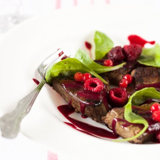 Chicken Livers with Raspberry Sauce - Recipe photo by alenakogotkova