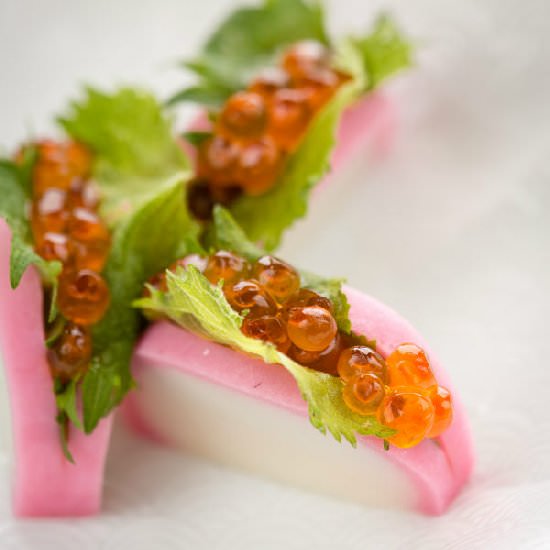 Kamaboko with Salmon Roe - Recipe photo by Just One Cookbook