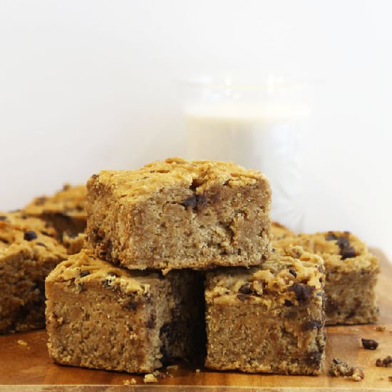 Peanut Butter Blondies - Recipe photo by TheHealthyMaven