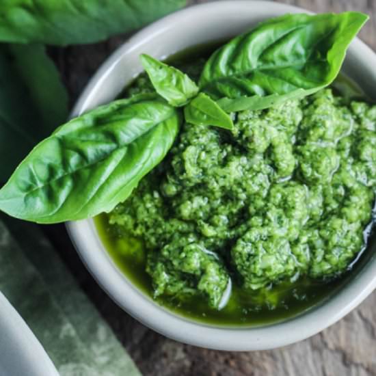 Italian Pesto - Recipe photo by gastroluv