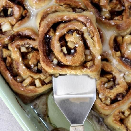 Apple Cinnamon Rolls - Recipe photo by RecipeGirl