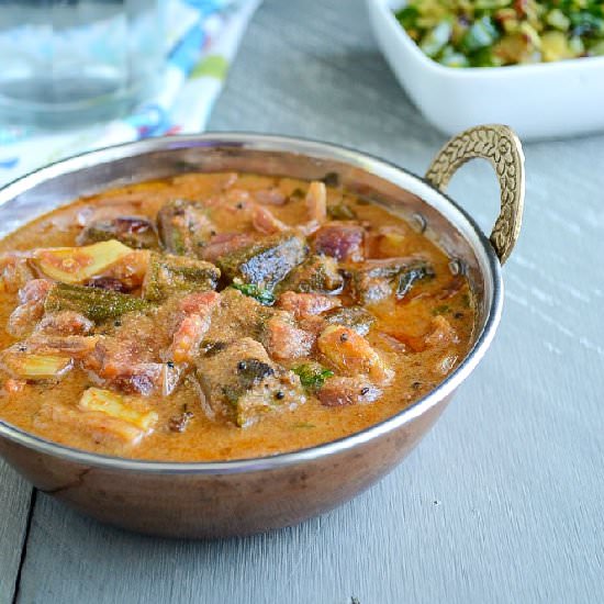 Okra Puli Kuzhambu - Recipe photo by Sangeetha