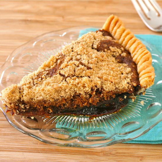 Mama's Wet Bottom Shoo-Fly Pie - Recipe photo by Lizthechef