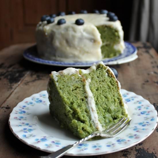 Kale and Apple Cake - Recipe photo by veggie desserts
