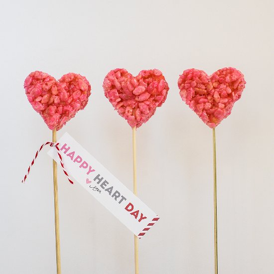 Valentine Heart Rice Krispie Treats - Recipe photo by aliceandlois