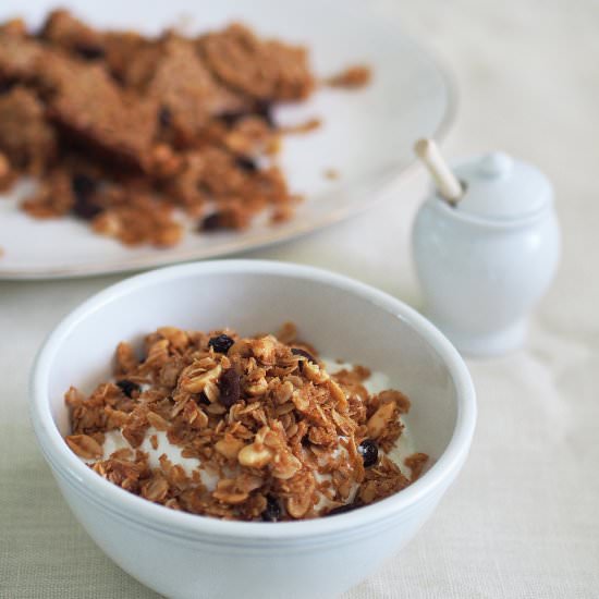 Healthy Peanut Butter Granola - Recipe photo by typicaldomesticbabe