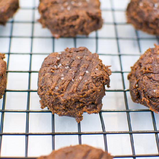 Three-Ingredient Detox Cookies - Recipe photo by buttercreamfanatic