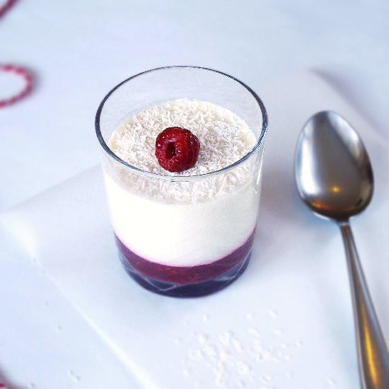 Coconut pudding with raspberries - Recipe photo by PerfectHousewife2b