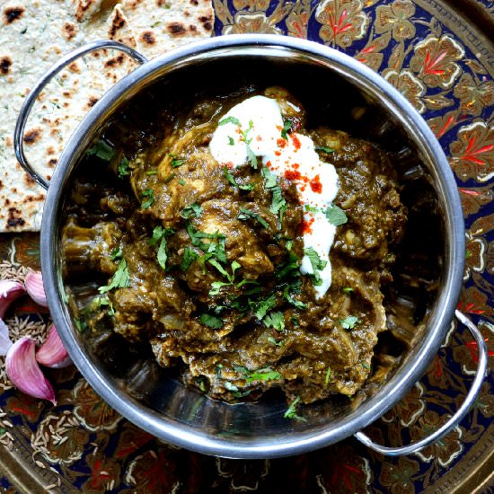 Chickens Saag & Coriander Chapatis - Recipe photo by The Cutlery Chronicles