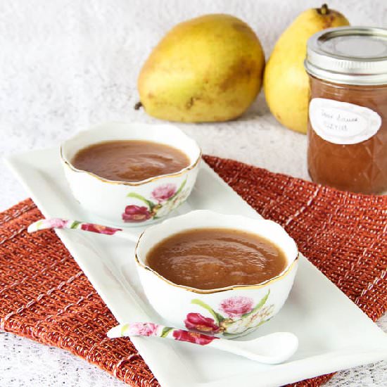 Homemade Pear Sauce - Recipe photo by Shineshka