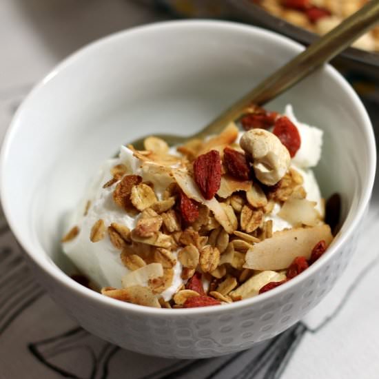 Cashew Goji Berry Granola (GF) - Recipe photo by treats with a twist