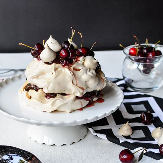 Black Forest Pavlova - Recipe photo by msihua