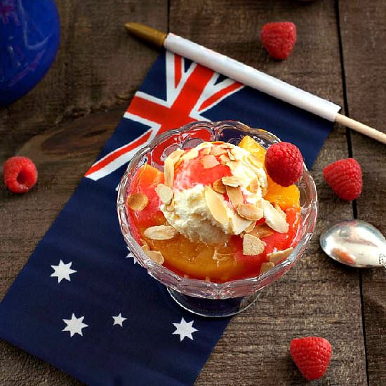 Peach Melba - Recipe photo by manusmenu