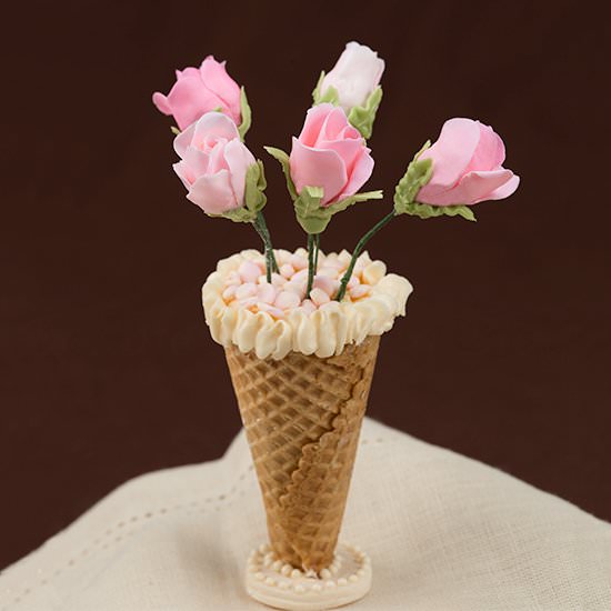 Modeling Chocolate Long Stem Roses - Recipe photo by bobbiebakes