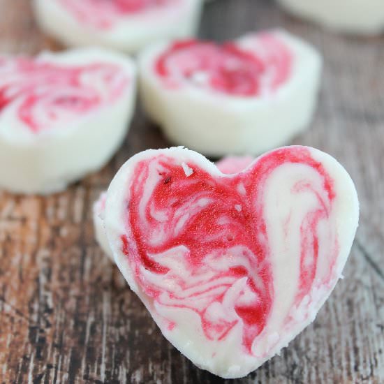 Cranberry White Chocolate Fudge - Recipe photo by amomstake