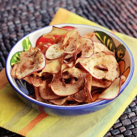 Baked Apple Chips - Recipe photo by TarikaSingh