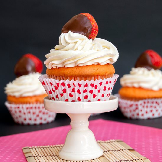Nutella Stuffed Vanilla Cupcakes - Recipe photo by The Crafting Nook