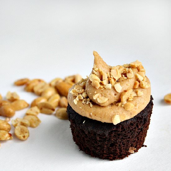 GF Chocolate Peanut Butter Cupcakes - Recipe photo by DesignDiningAndDiapers