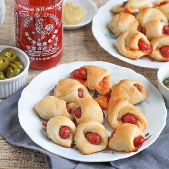 Honey-Sriracha Pigs in a Blanket - Recipe photo by Hip Foodie Mom