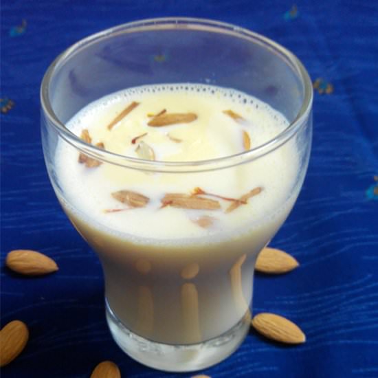 Badam Doodh - Recipe photo by shobhapink