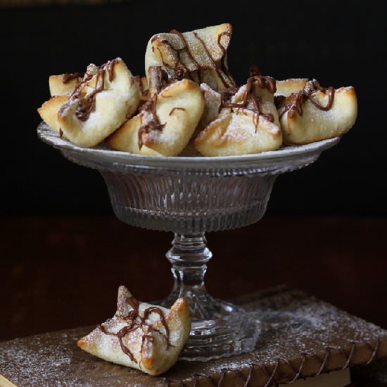 Nuts & Nutella filled Samosa - Recipe photo by easyfoodsmith