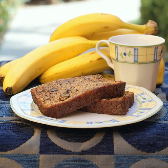 Banana Walnut Bread - Recipe photo by Mary-Yums