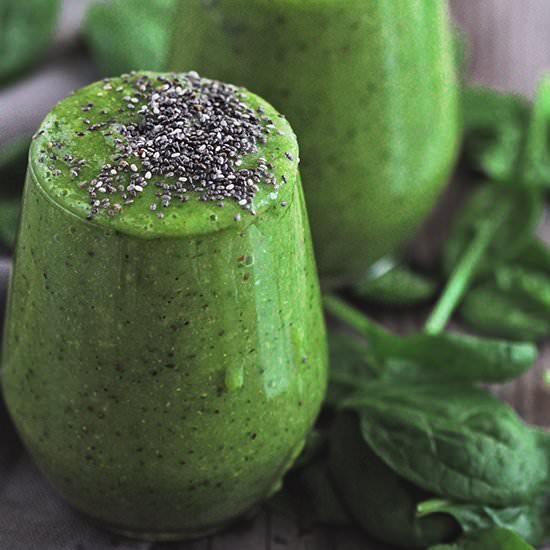 The Perfect Green Smoothie - Recipe photo by Blog cu Legume