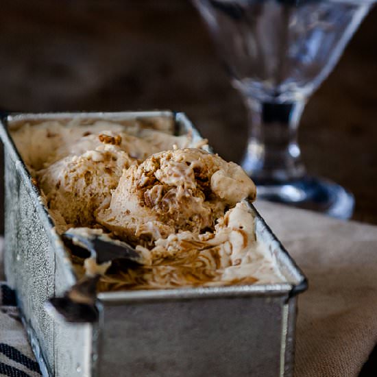 Caramelized White Choc Ice Cream - Recipe photo by deliciouseveryday