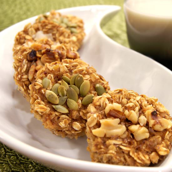 GF Oatmeal Muffins - Recipe photo by sprouting healthy habits
