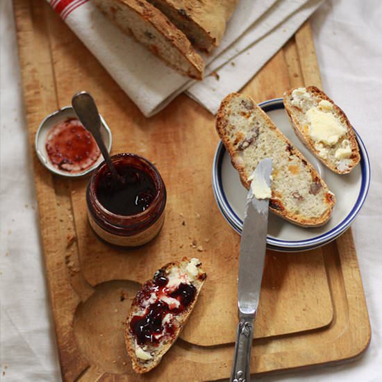 Homemade Bread - Recipe photo by Fraiseetbasilic