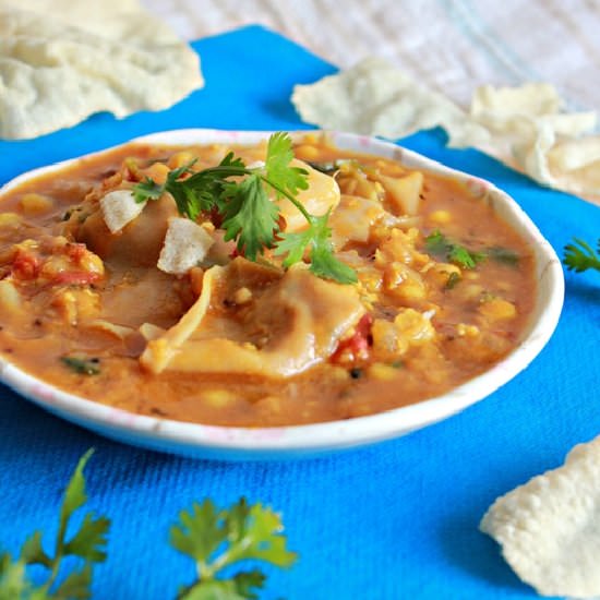 Appala Kootu, Lentils With Pappads - Recipe photo by Aromatic Cooking