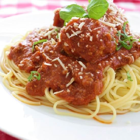 Easy Slow Cooker Spaghetti Sauce - Recipe photo by From Harvest To Table