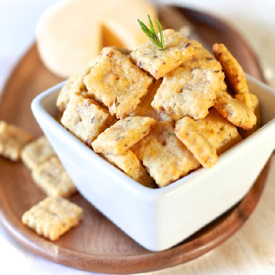 Cheddar Cheese, Apple and Rosemary - Recipe photo by meseidy