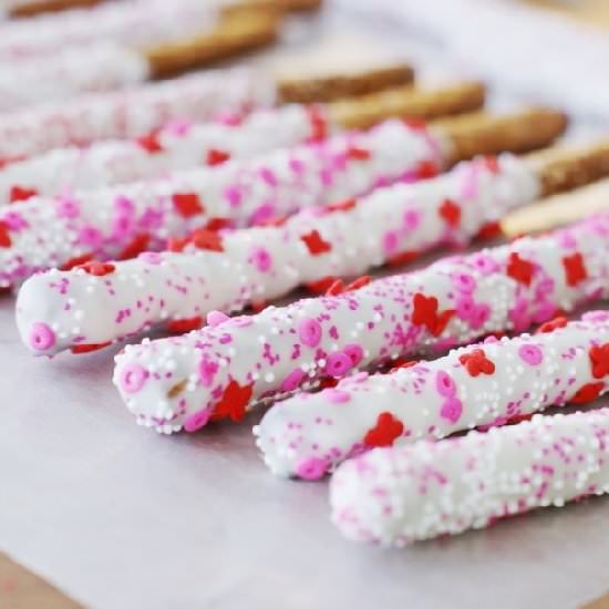 Valentine Pretzels - Recipe photo by thekitchenismyplayground