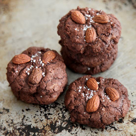 Salted Almond Chocolate Cookies - Recipe photo by snixykitchen