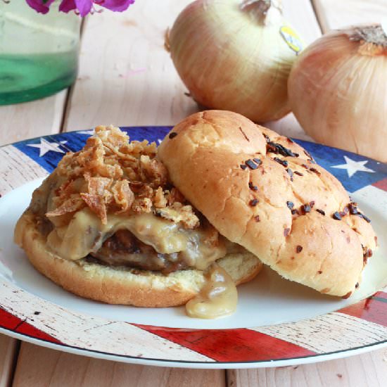 Chicken Fried Steak Burgers - Recipe photo by daringgourmet