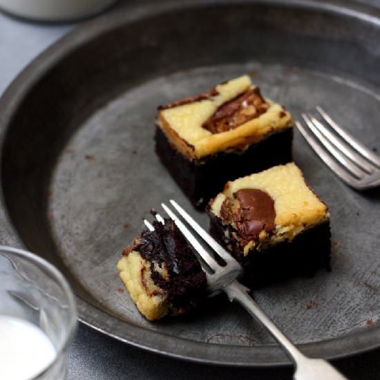 Chocolate Cheese Snickers Brownies - Recipe photo by cooking chapter