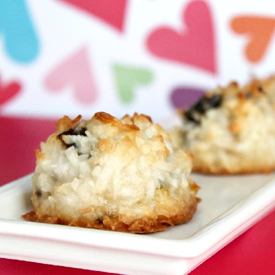 Cherry Almond Macaroons - Recipe photo by ldh